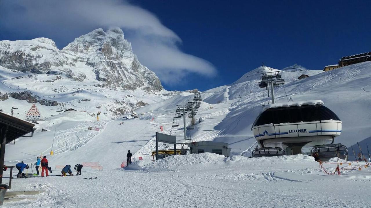 Hotel Lyskamm Breuil-Cervinia Esterno foto