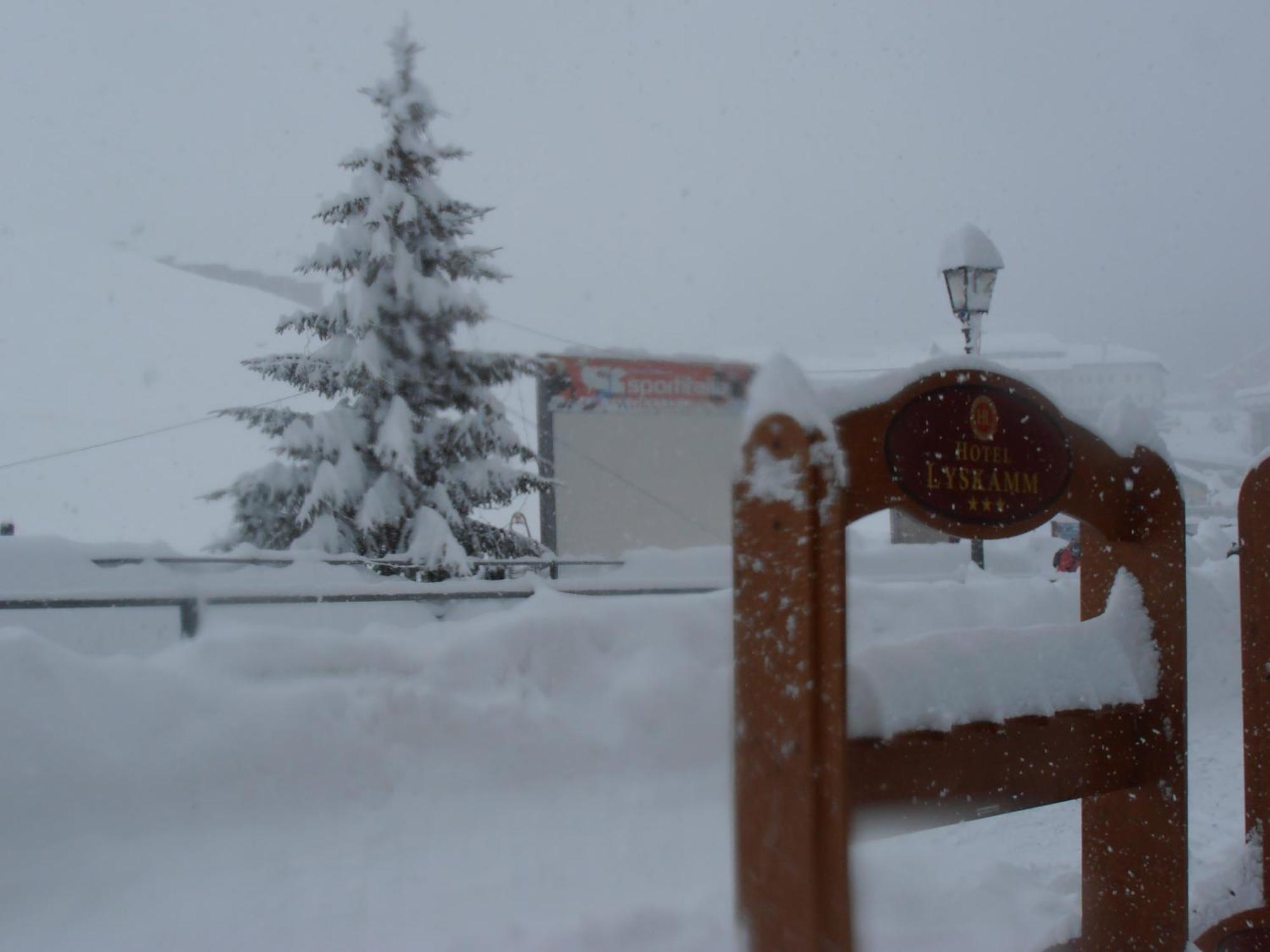 Hotel Lyskamm Breuil-Cervinia Esterno foto